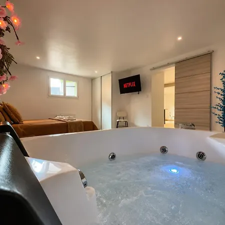 شقة Entier Avec Jacuzzi Proche Futuroscope *